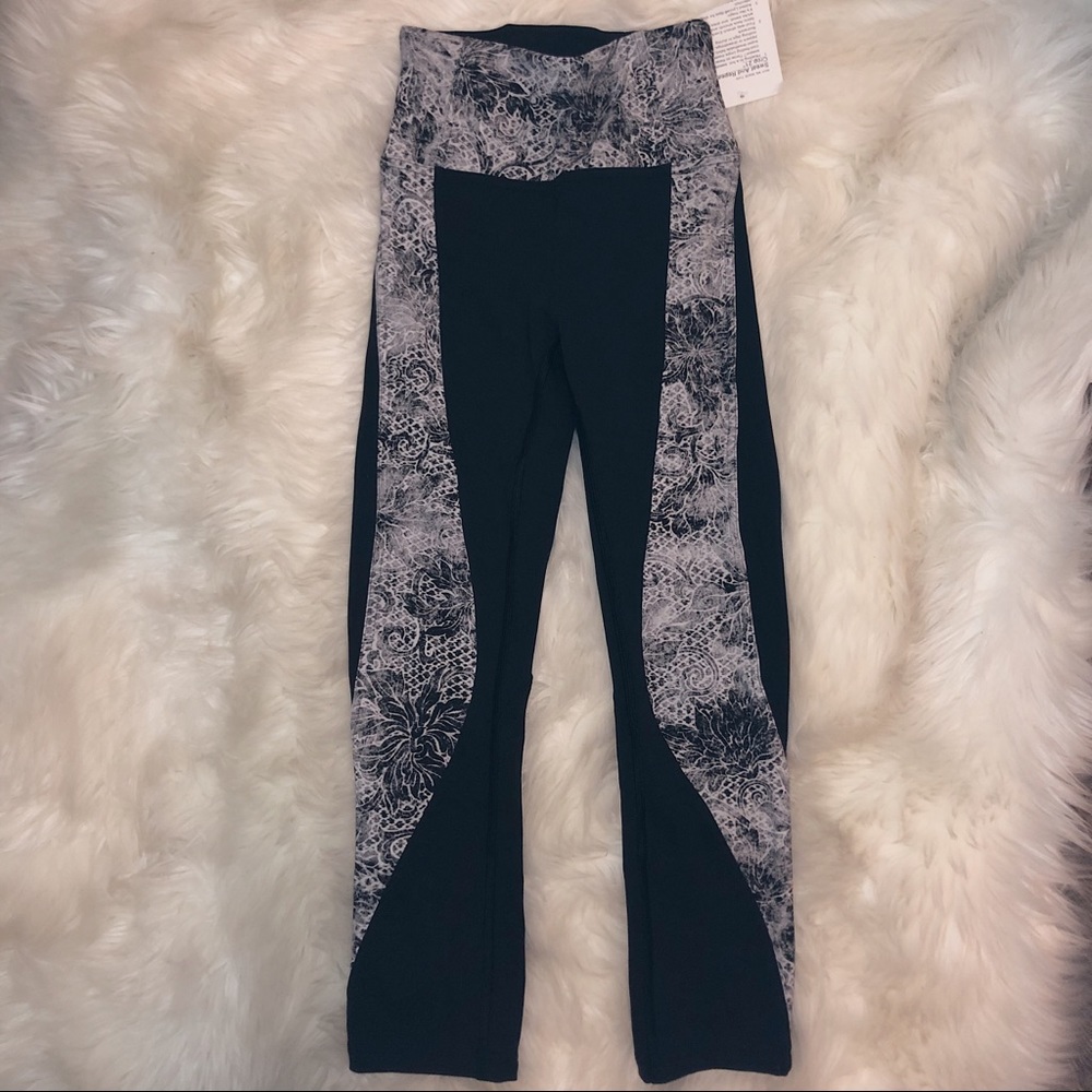 NWT Lululemon Sweat and Repeat 21” 🤍